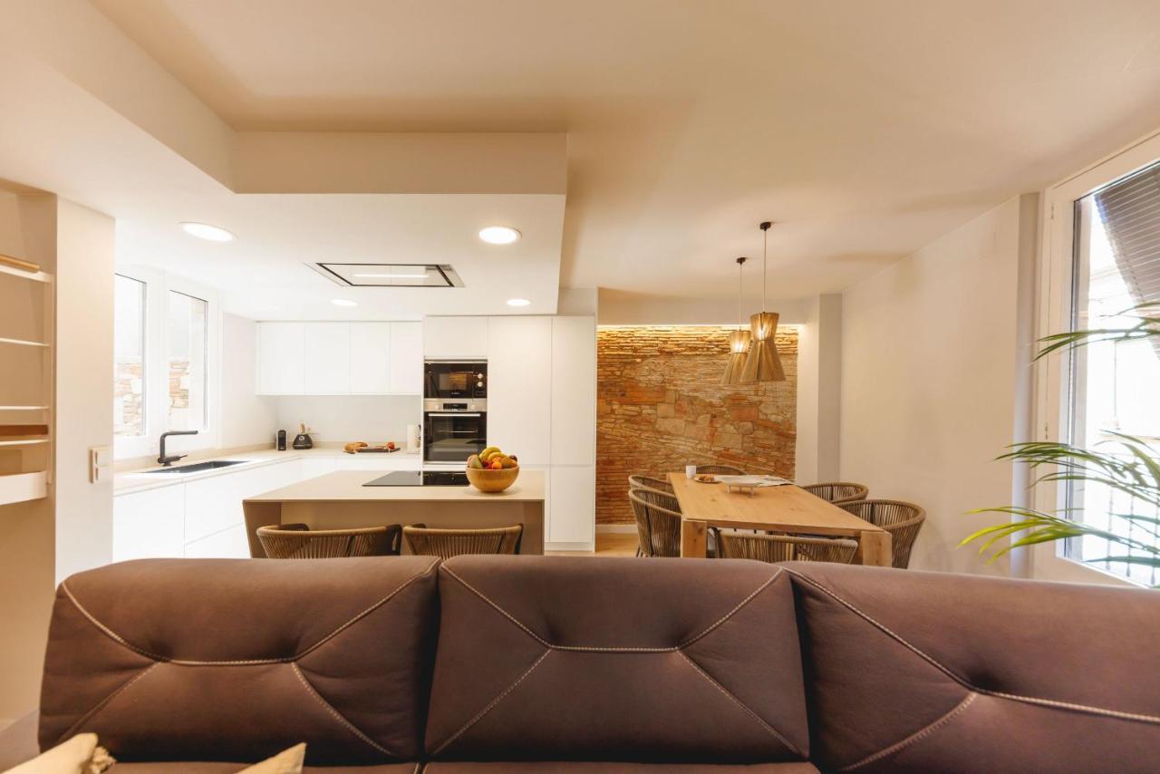 Bravissimo Cort Reial Duplex, Spacious With 3 Bedrooms Girona Kültér fotó