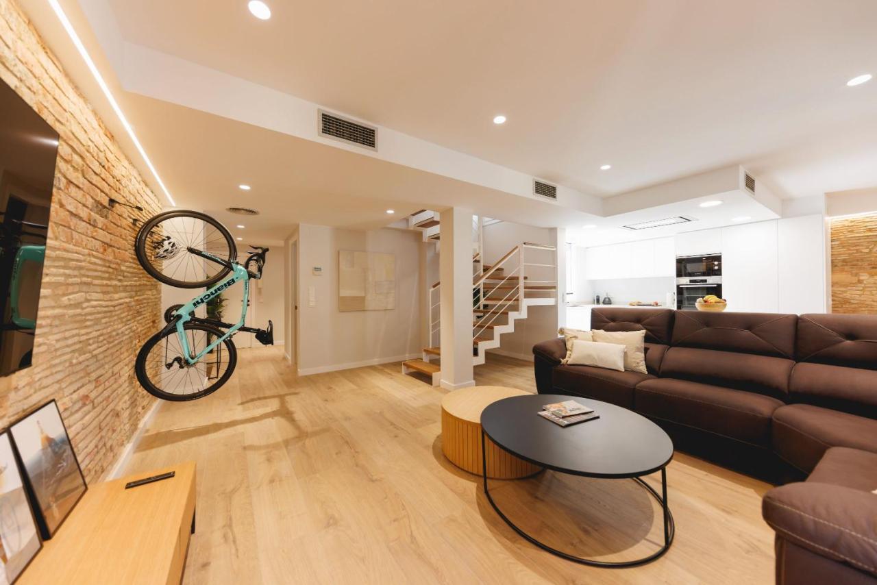 Bravissimo Cort Reial Duplex, Spacious With 3 Bedrooms Girona Kültér fotó