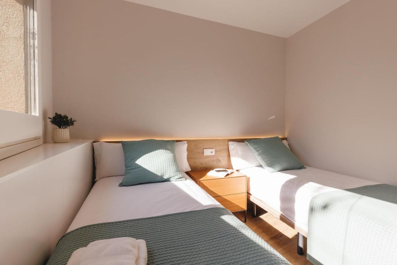 Bravissimo Cort Reial Duplex, Spacious With 3 Bedrooms Girona Kültér fotó