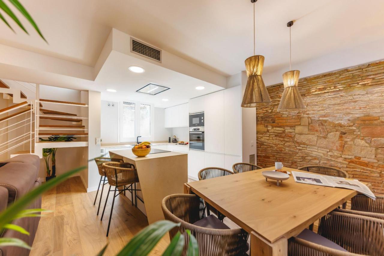 Bravissimo Cort Reial Duplex, Spacious With 3 Bedrooms Girona Kültér fotó