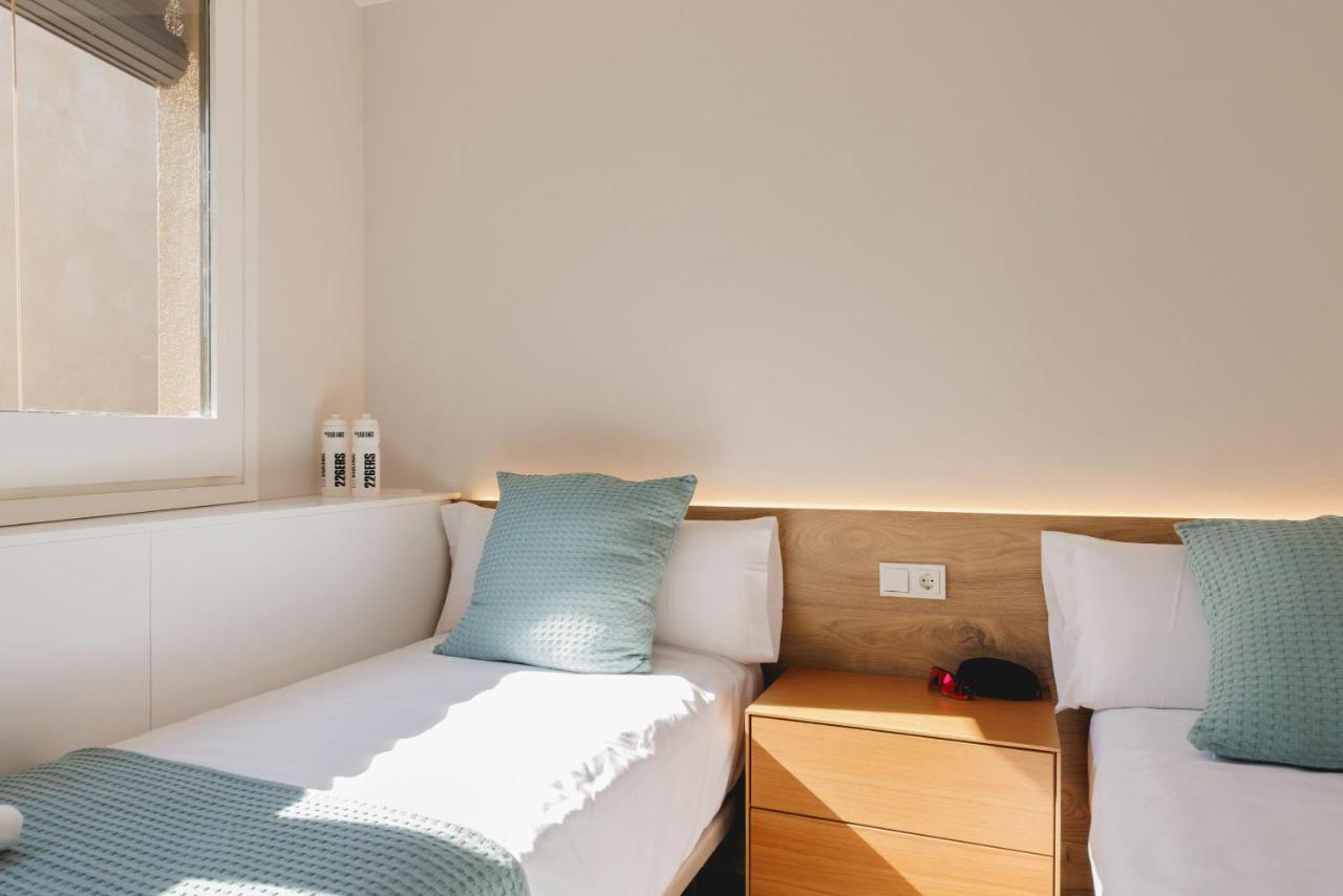 Bravissimo Cort Reial Duplex, Spacious With 3 Bedrooms Girona Kültér fotó