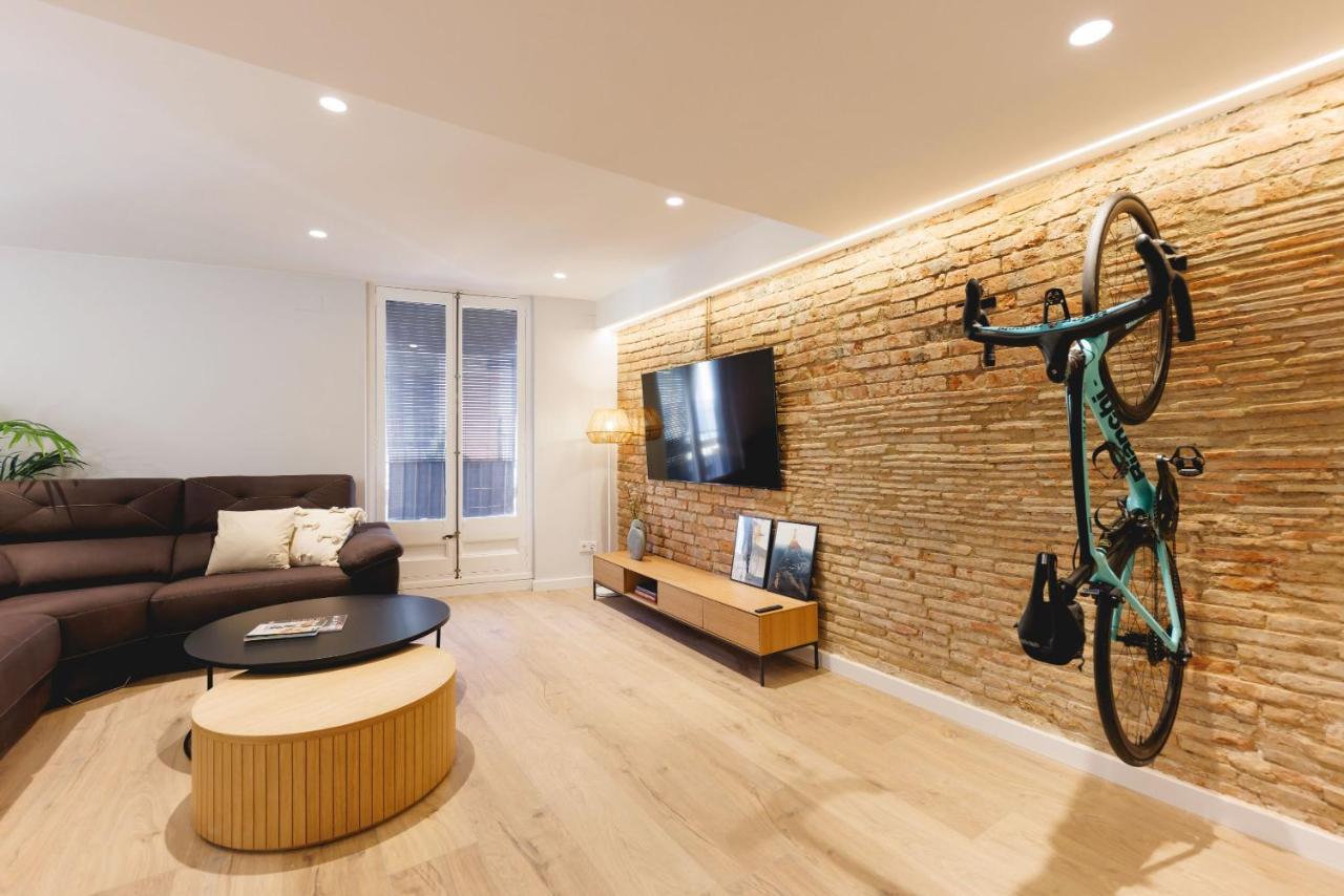 Bravissimo Cort Reial Duplex, Spacious With 3 Bedrooms Girona Kültér fotó