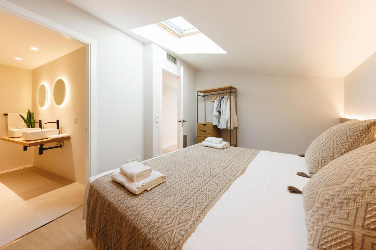 Bravissimo Cort Reial Duplex, Spacious With 3 Bedrooms Girona Kültér fotó