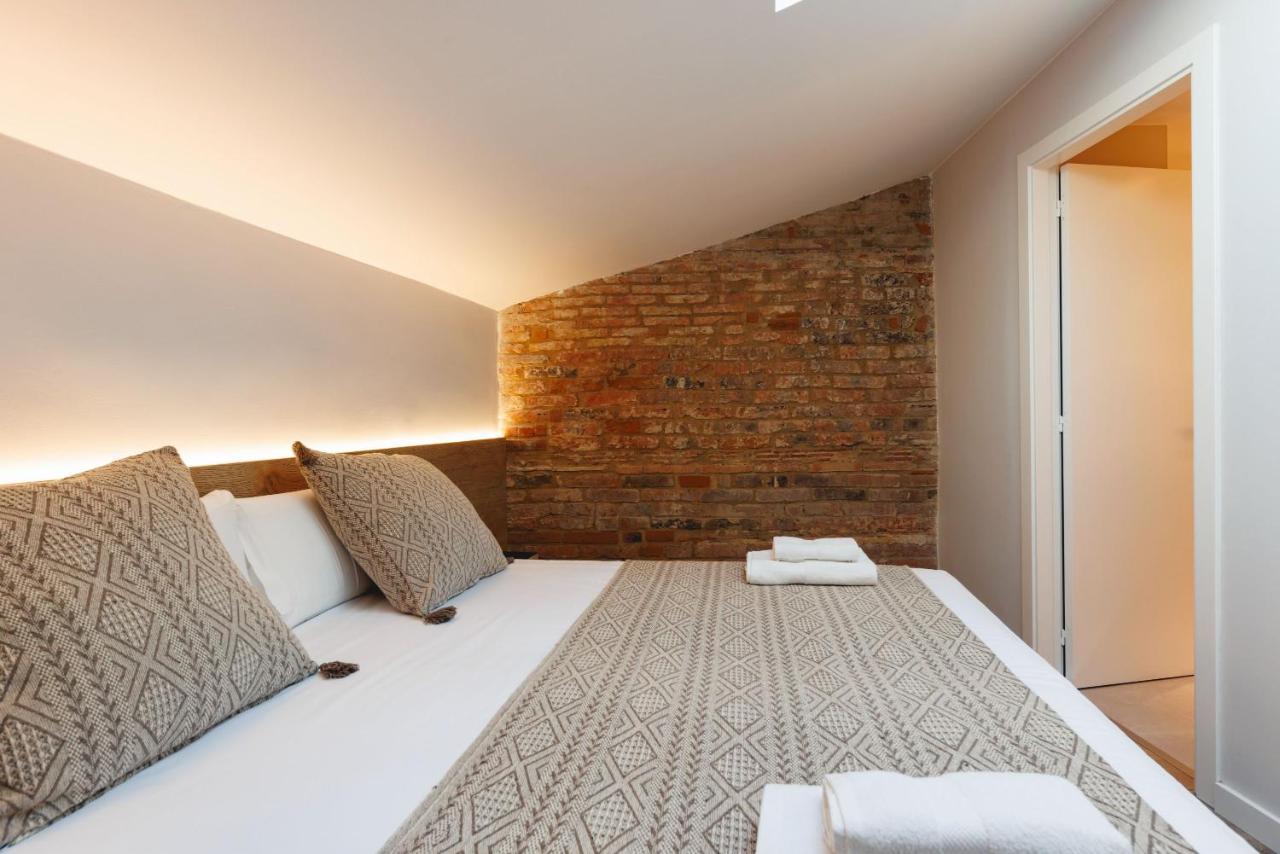 Bravissimo Cort Reial Duplex, Spacious With 3 Bedrooms Girona Kültér fotó