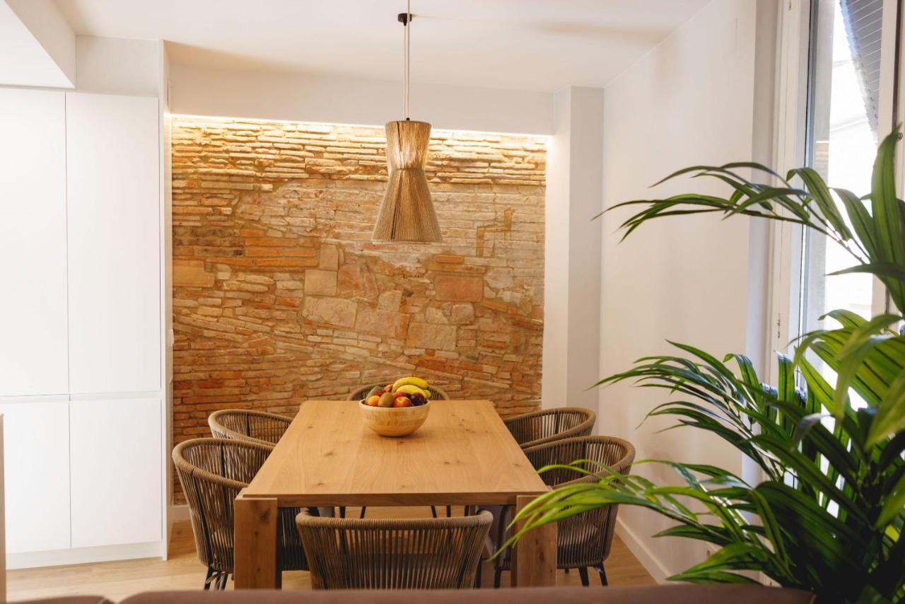 Bravissimo Cort Reial Duplex, Spacious With 3 Bedrooms Girona Kültér fotó